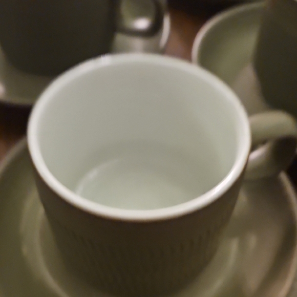 Elegant Olive Green Stoneware Tea Set - Picture 5 of 5